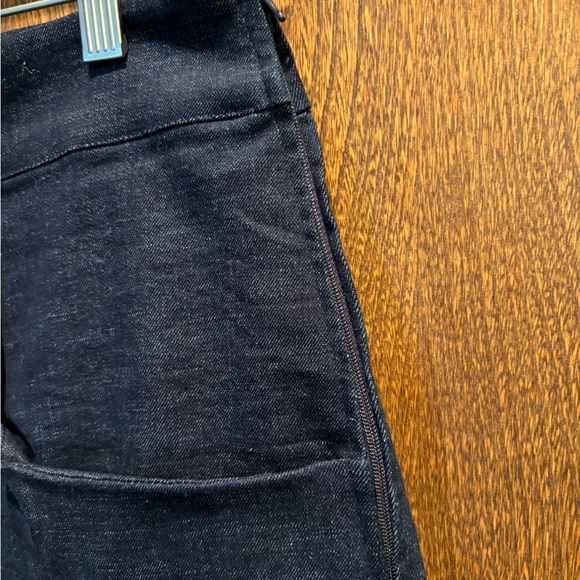 Unique Vintage Jeans - Picture 3 of 11